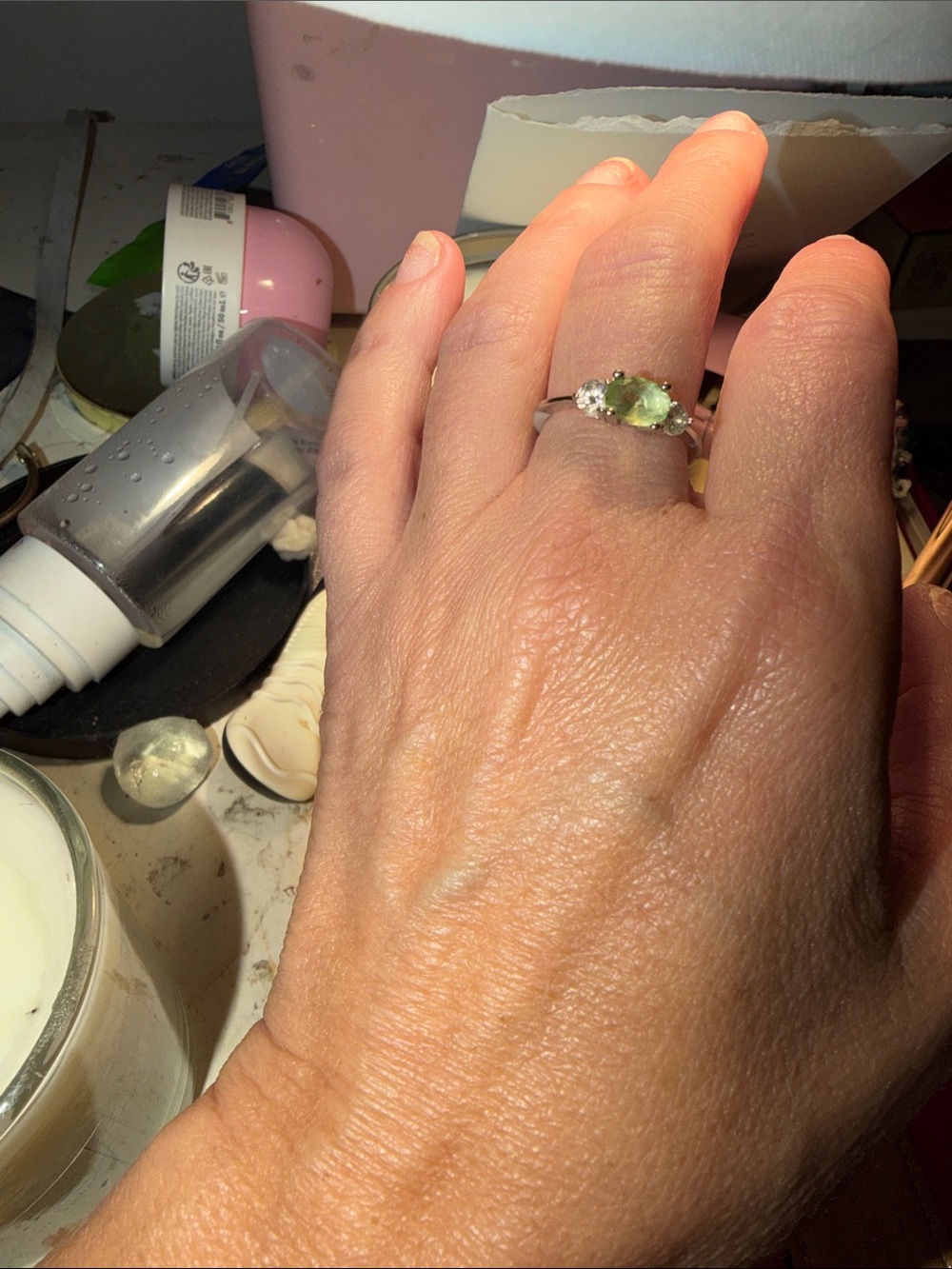 Sterling 925 Silver Ring with Light Green Gem and Side Stones - size 6
